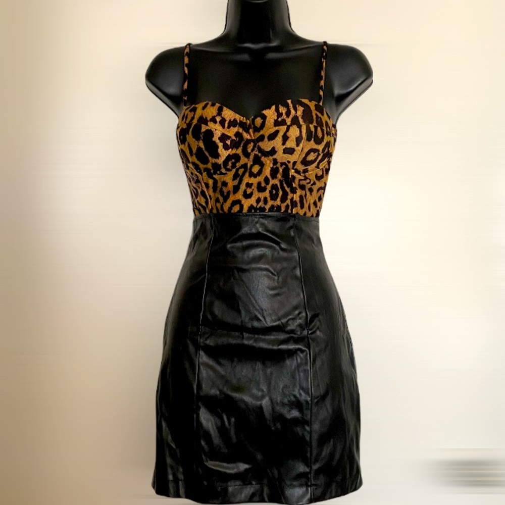 READY FOR THE NIGHT • SKIRT & TOP • SM